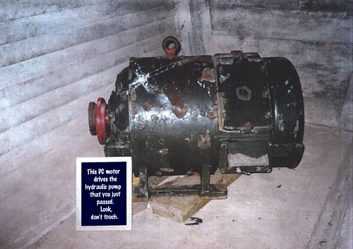 The electric motor for the hydraulic pump that operated a gun's hydraulics